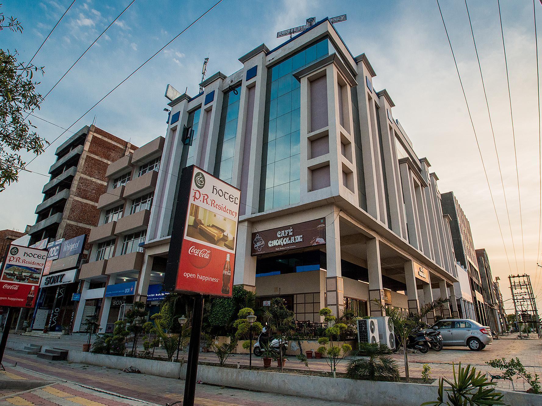 Hotel Pr Residency Амритсар Экстерьер фото