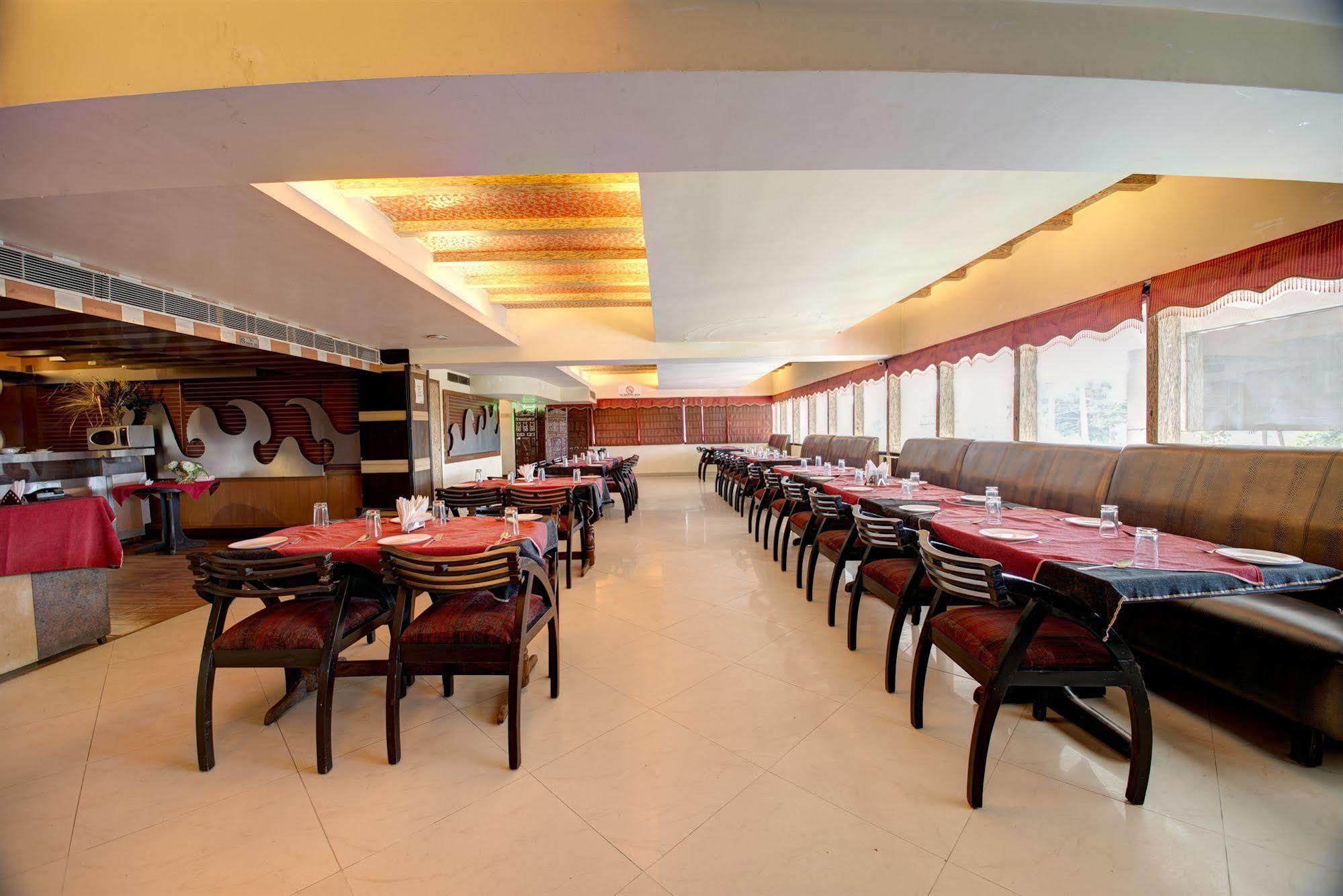 Hotel Pr Residency Амритсар Экстерьер фото
