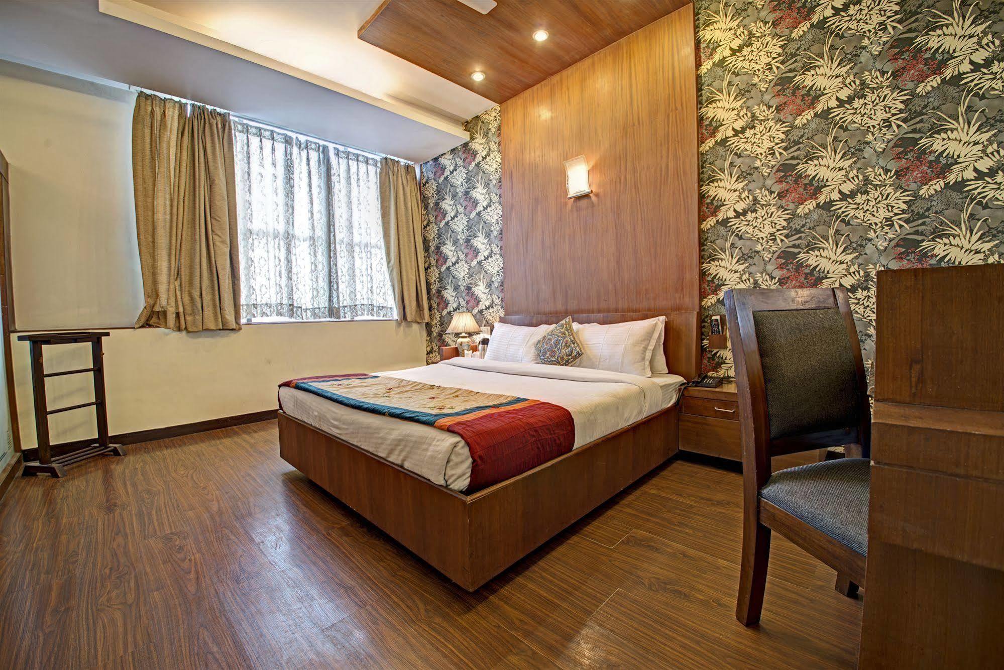 Hotel Pr Residency Амритсар Экстерьер фото