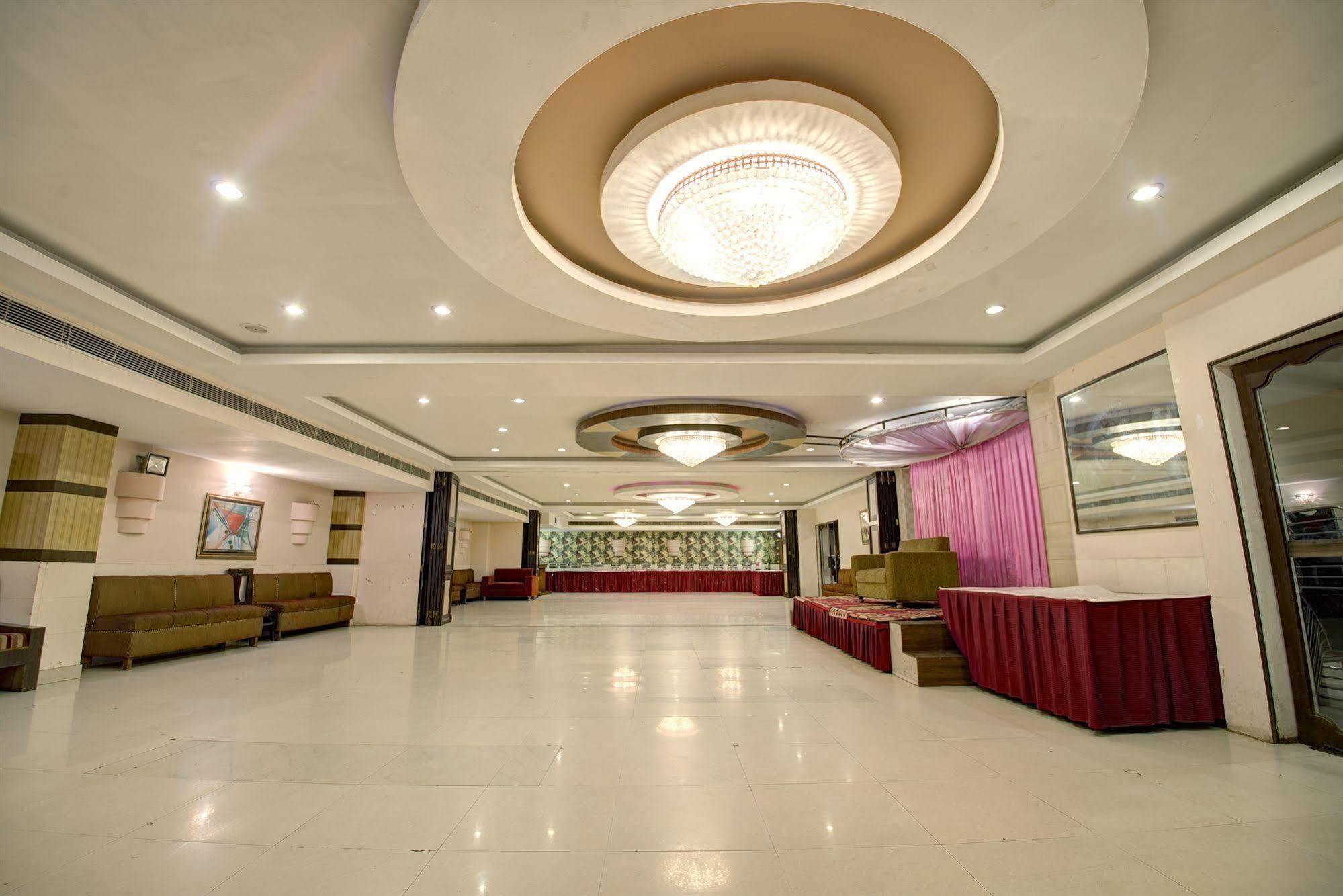 Hotel Pr Residency Амритсар Экстерьер фото
